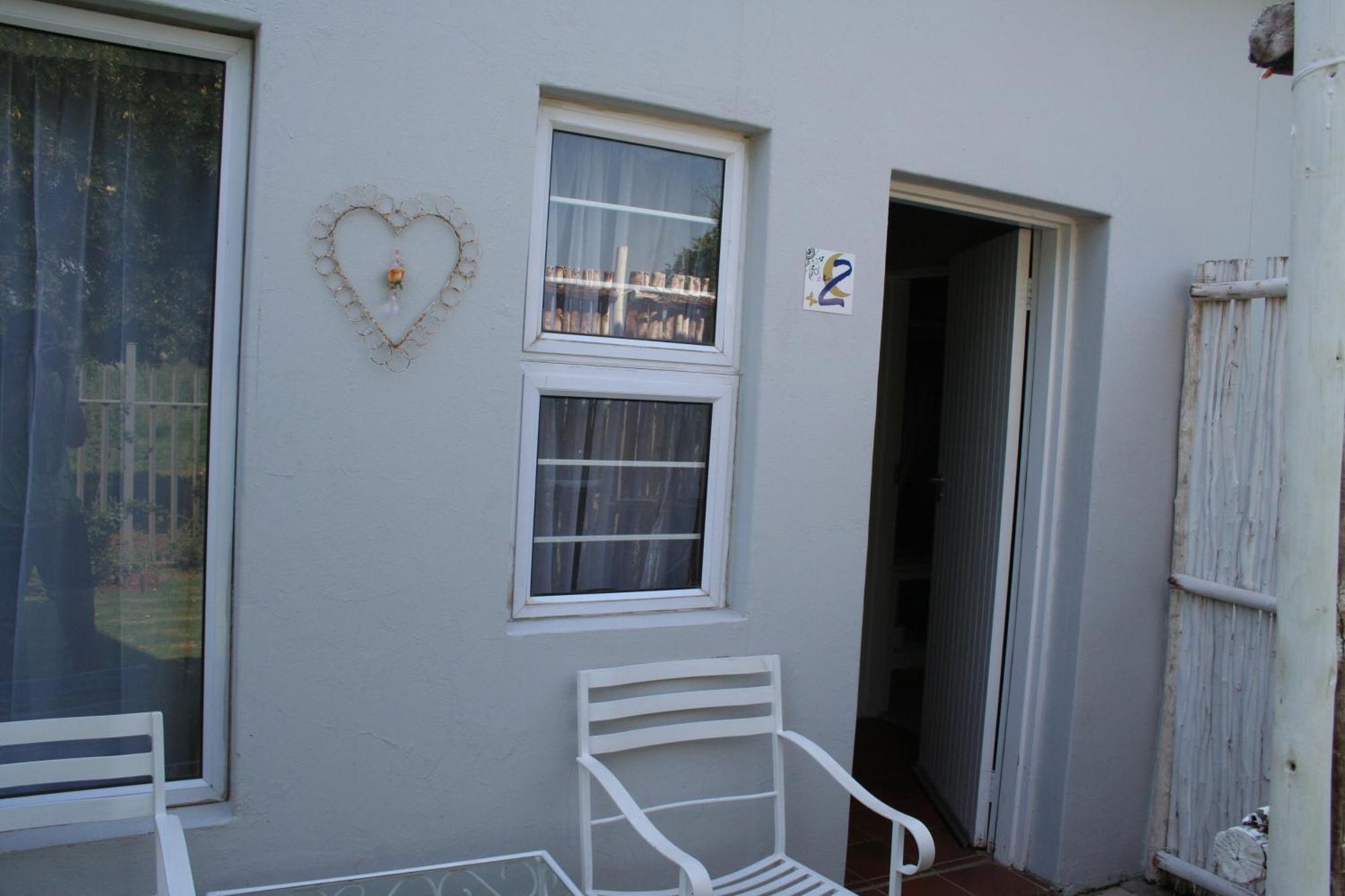 Indigo Moon Guesthouse Lichtenburg Rum bild