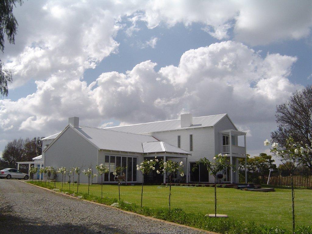 Indigo Moon Guesthouse Lichtenburg Exteriör bild